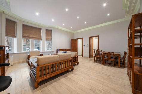 Bedford Court Mansions, Fitzrovia, WC1B