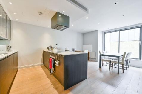 Gray's Inn Road, Bloomsbury, London, WC1X