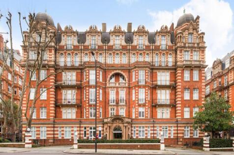 Clarendon Court, 
33 Maida Vale, W9