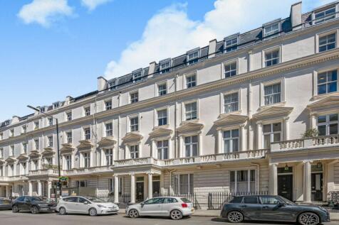 Randolph Avenue, 
Little Venice, W9