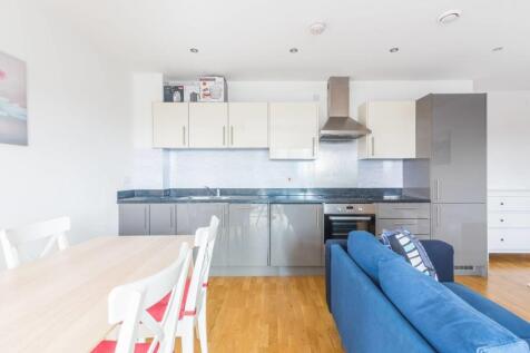River Heights, Stratford, E15