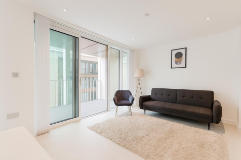 Cendal Crescent, London