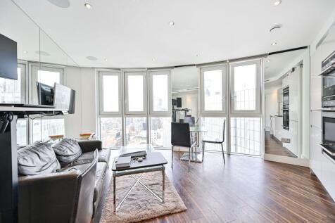 Alie Street, Aldgate, London, E1