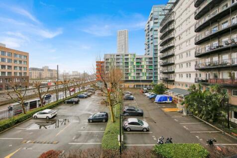 High Street, Stratford, E15