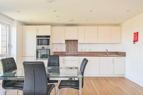 Hannaford Walk, E3, Tower Hamlets, London, E3