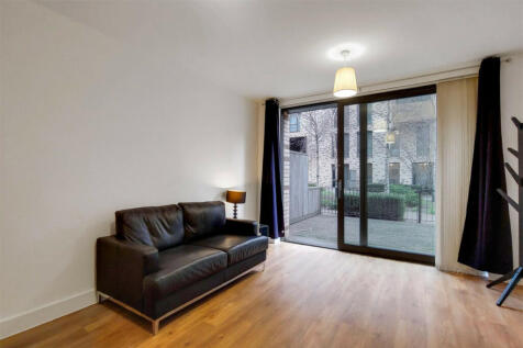 Nelson Walk, London, E3