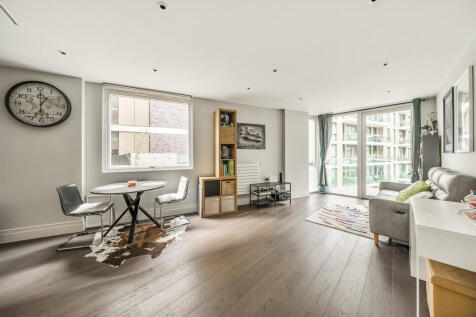 Queenshurst Square, Kingston Upon Thames, KT2