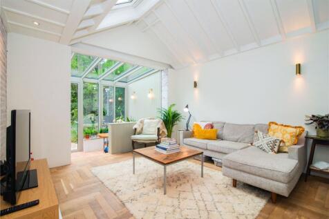 Richmond Road, Kingston upon Thames, KT2