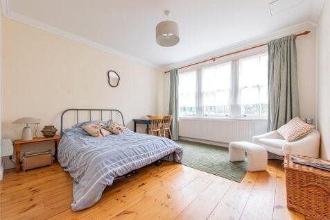 Tollington Way, Islington, London, N7
