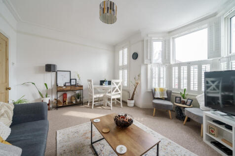 College Road, London, NW10