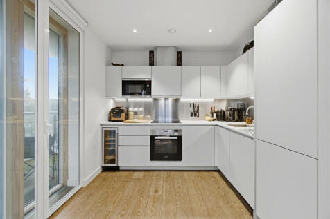 35 Salusbury Road, Queen's Park, NW6