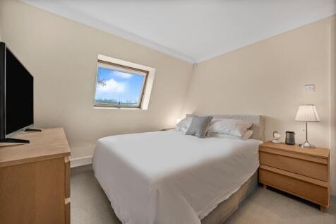 Melville Place, 
Islington, N1