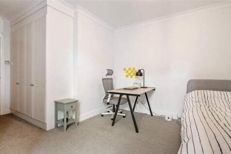 Hepworth Court, Anderson Square, Islington, London, N1