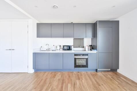 Hawthorne Crescent, Greenwich, London, SE10