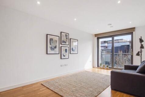 College House, Putney, SW15