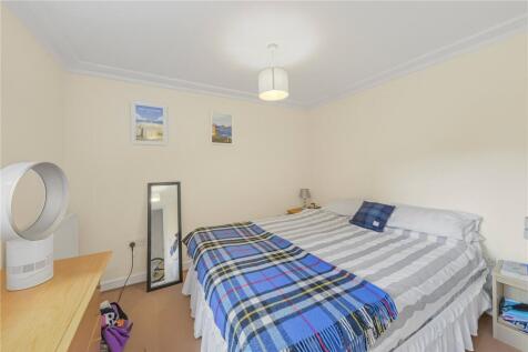 Halcyon Place, Keswick Road, Putney, SW15