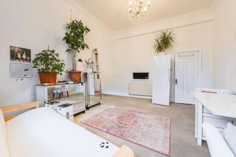 Redcliffe Gardens, Chelsea, London, SW10