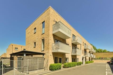 Plum Mews, Tooting Bec, London, SW17