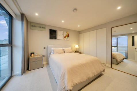 Sumner Road, Peckham, London, SE15