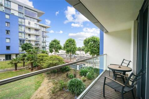 Eastfields Avenue, London, SW18