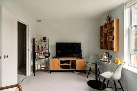 Pier House, 31 Cheyne Walk, Chelsea, SW3