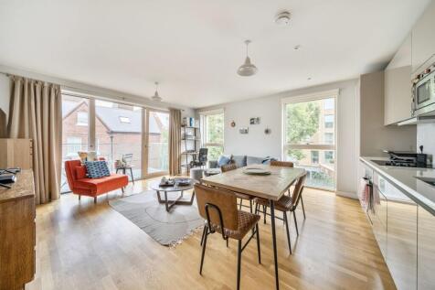 Tyler Court, Elephant and Castle, London, SE17