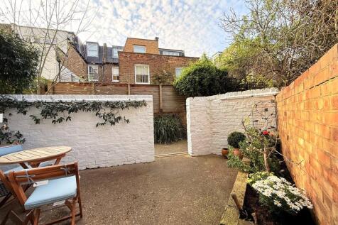 Mark Mansions, Westville Road