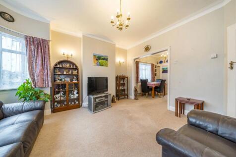 Rosecroft Gardens, Twickenham
