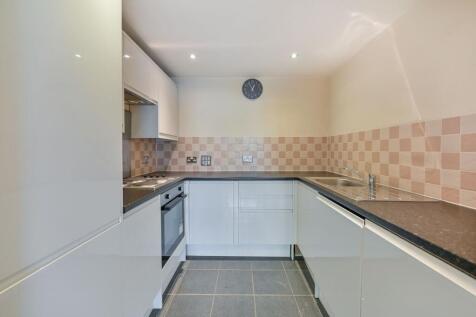 Broadway, Ealing, London, W13