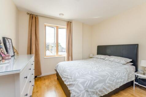 Luminosity Court, Ealing, London, W13