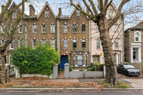 Chiswick High Road, London, W4