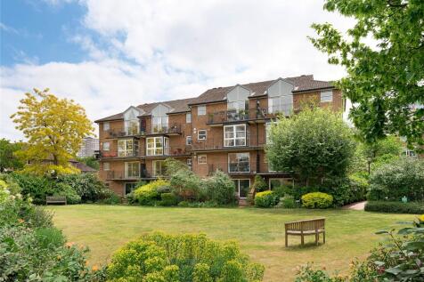 Thorney Crescent, London, SW11