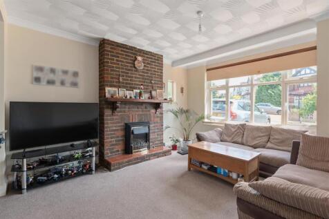 Eastway, Morden