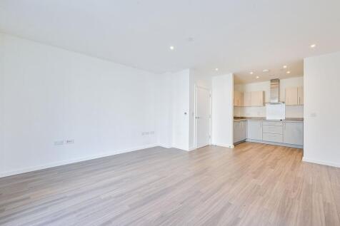 Avenue Road, Acton, LONDON, W3