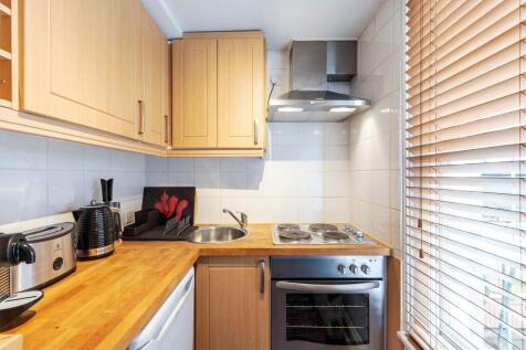Earl's Court Road, Earls Court, London, SW5