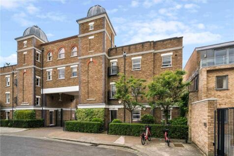 Marryat Square, Wyfold Road, London, SW6