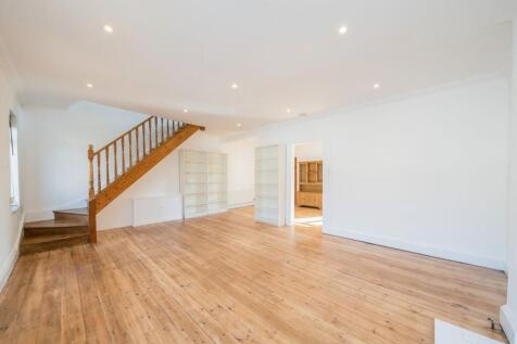 Heath Road, Twickenham