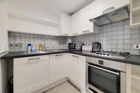 Sutherland Avenue, Maida Vale, London, W9