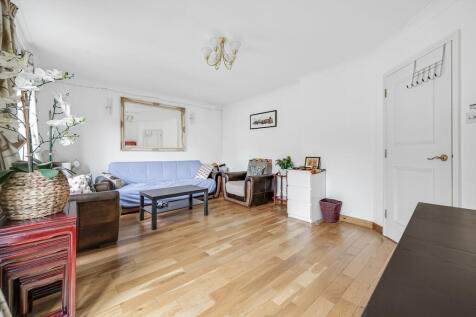 Admiral Walk, London, W9