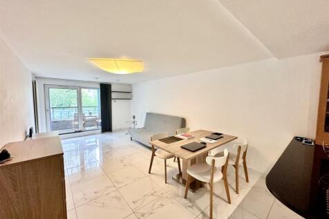Finch Lodge, Admiral Walk, London
