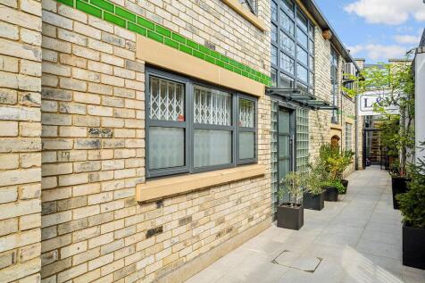 Sunlight Mews, London SW6