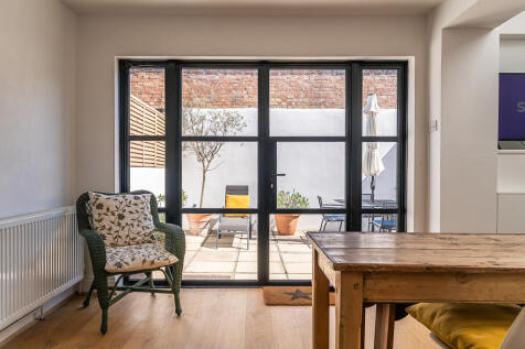 Gironde Road, London, SW6
