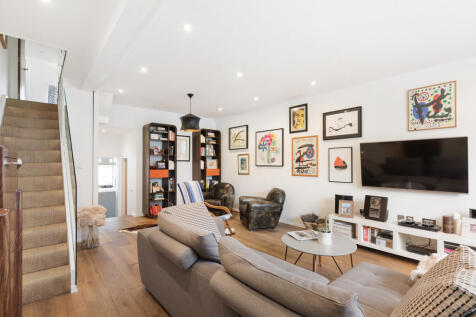 Basuto Road, London, SW6