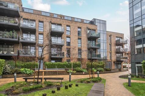 Alwen Court, Pages Walk, SE1