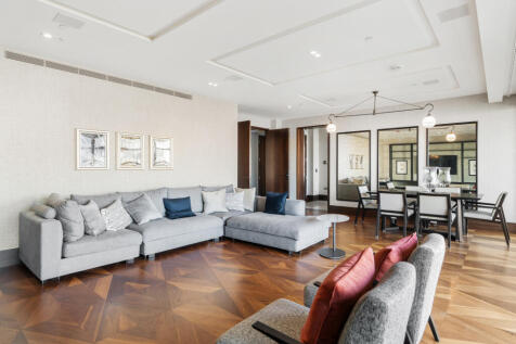 Blenheim House, Duchess Walk, London SE1, United Kingdom