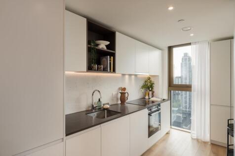 One Thames Quay, 
222 Marsh Wall, E14