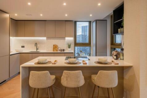 One Thames Quay, 
222 Marsh Wall, E14