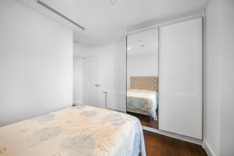 Maine Tower, 
9 Harbour Way, E14