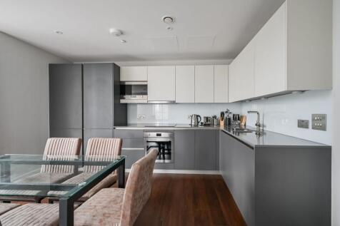 Maine Tower, E14, Canary Wharf, LONDON, E14