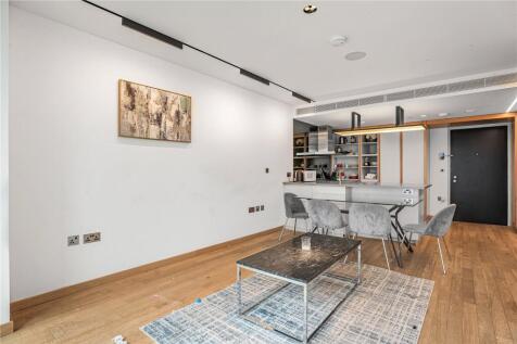 International Way, London, E20